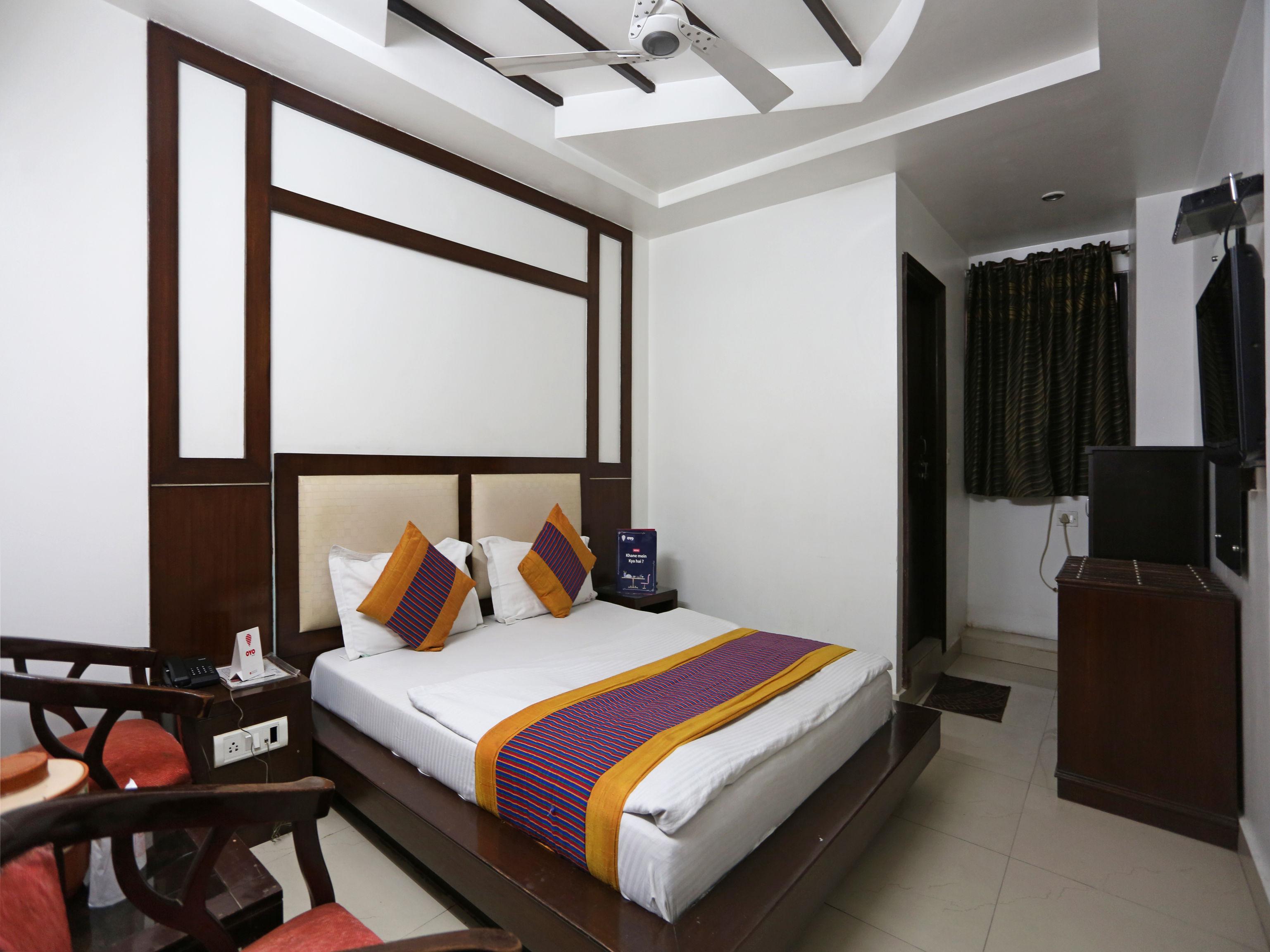 Oyo 7781 Hotel Sai International Нью-Дели Экстерьер фото